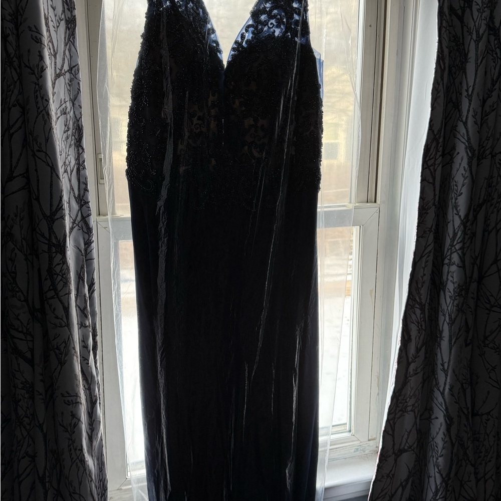Dave & Johnny Navy Blue Lace Maxi Dress